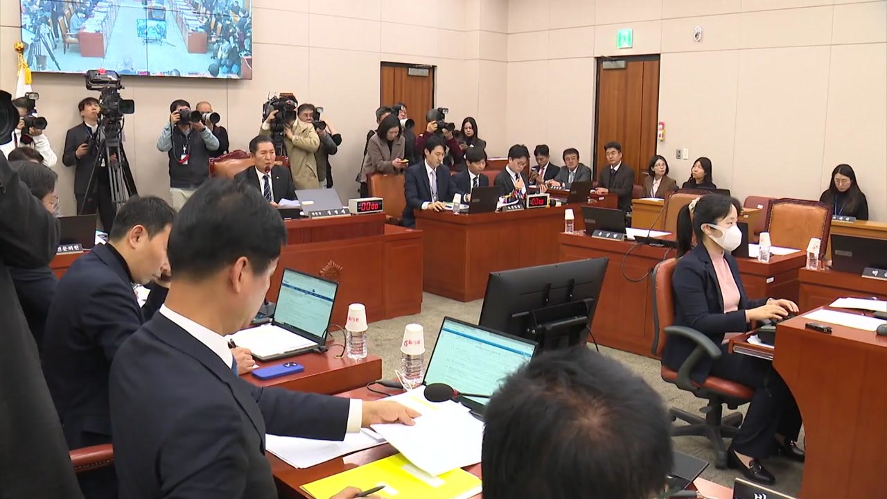 '내란 상설특검' 야당 단독으로 국회 법사위 통과 / YTN