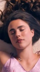 The Substance (2024) - Cannes Festival Premiere: A Journey to a Better You 🌟