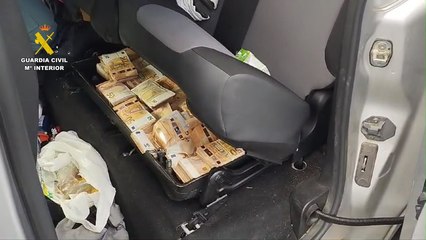 Un conductor escondía 280.000 euros ocultos en Albacete