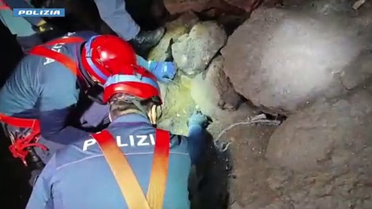 Bomba a mano a Catania