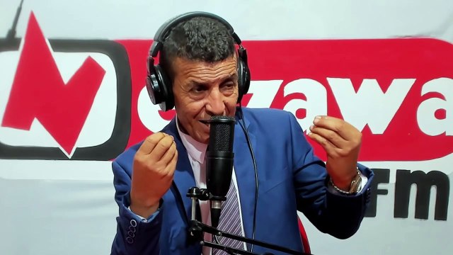 بلدية قبلي توضح اسباب عدم استغلال الملعب المعشب الجديد بجنعورة حكيم بن حسين الكاتب العام المكلف بتسير شؤون بلدية قبلي