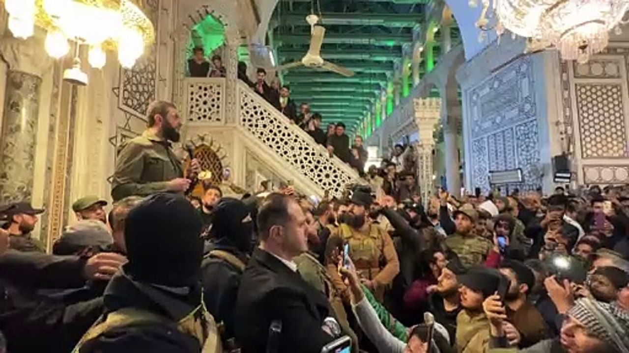 HTS-Anführer al-Dscholani hält Ansprache vor seinen Anhängern