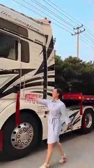 Beautiful girls in Japan drive trucks _(360P)