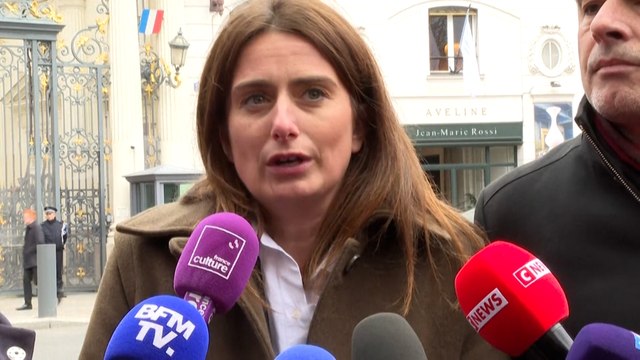 Nouveau gouvernement : écologistes et communistes réagissent à la « nouvelle méthode » de Macron