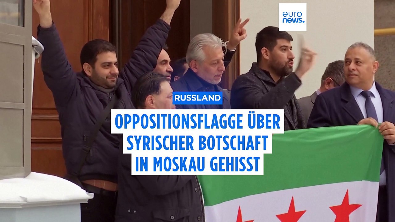 Assad in Moskau: Oppositionelle hissen Oppositionsflagge über syrischer Botschaft