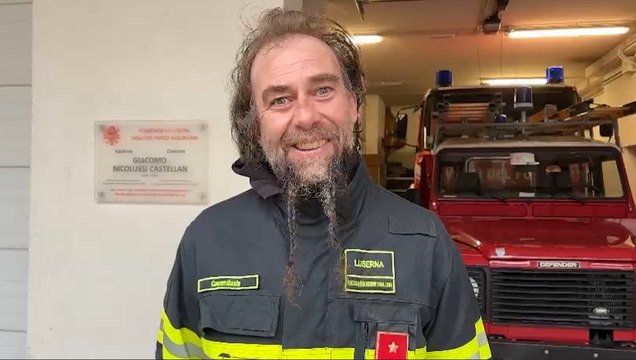 Dagli incidenti di caccia alla vipera che si ? mangiata il canarino: il corpo dei pompieri di Luserna raccontato dal suo comandante