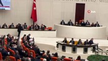 Devlet Bahçeli TBMM'de DEM Parti lideri Tuncer Bakırhan'ı uzun uzun alkışladı