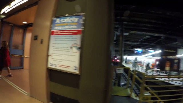 Walking Tour of Grand Central Terminal, New York City During a Friday Evening Rush Hour - Attractions Best Destiniation For a Vacation.. Enjoy to The Max