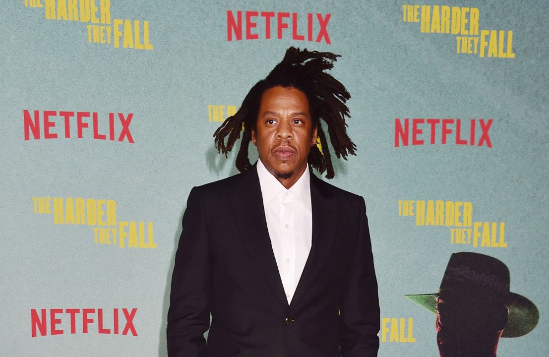 Jay-Z es acusado de abusar de una niña de 13 años junto a Sean 'Diddy' Combs en el año 2000