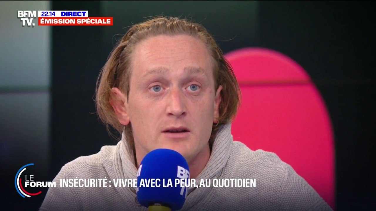 "Moi personnellement, je n'ai plus confiance dans les députés et le président pour lesquels j'ai voté", explique Brice, serveur de 35 ans