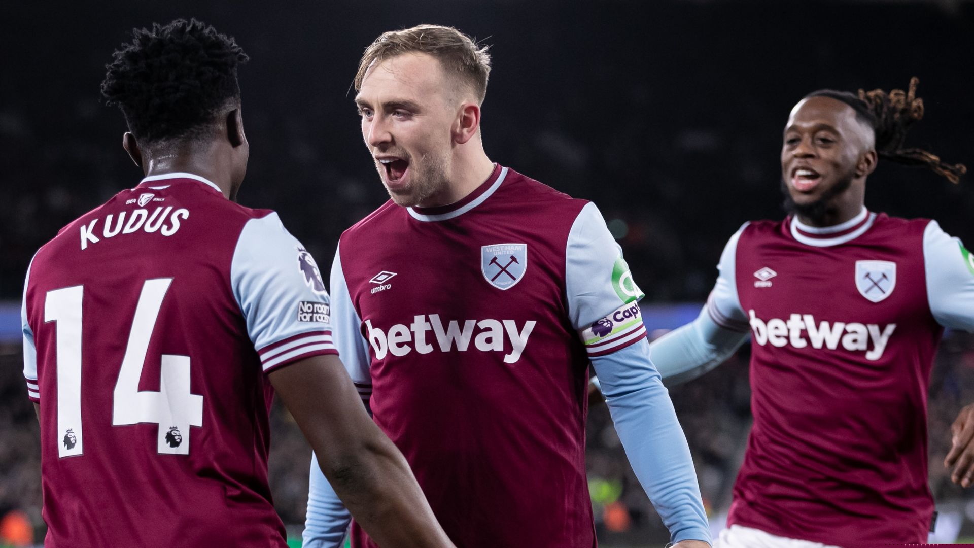 West Ham honour injured star Antonio with victory over Wolves