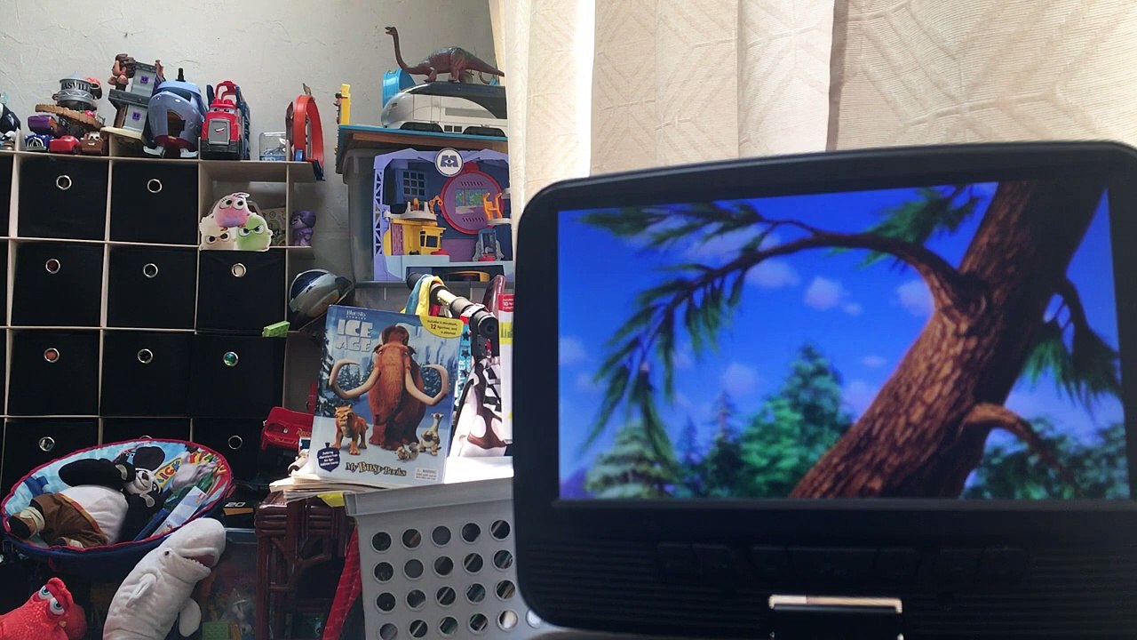 Alpha and Omega 2010 Full Movie Animation Kids