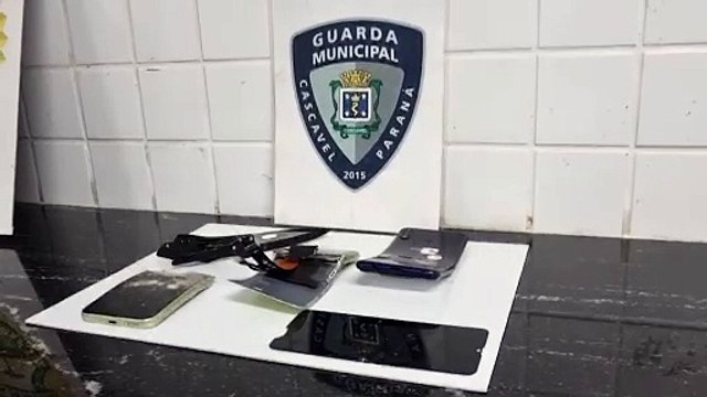 Homem ameaça companheira com canivete, destrói celulares e agride enteado no Santa Felicidade