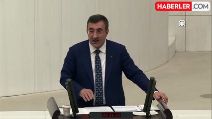 Cumhurbaşkanı Yardımcısı Yılmaz'dan yarın başlayacak asgari ücret görüşmelerine ilişkin açıklama