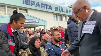 Isparta'da helikopter kazasında şehit olan askerlerin cenazeleri memleketlerine uğurlandı.