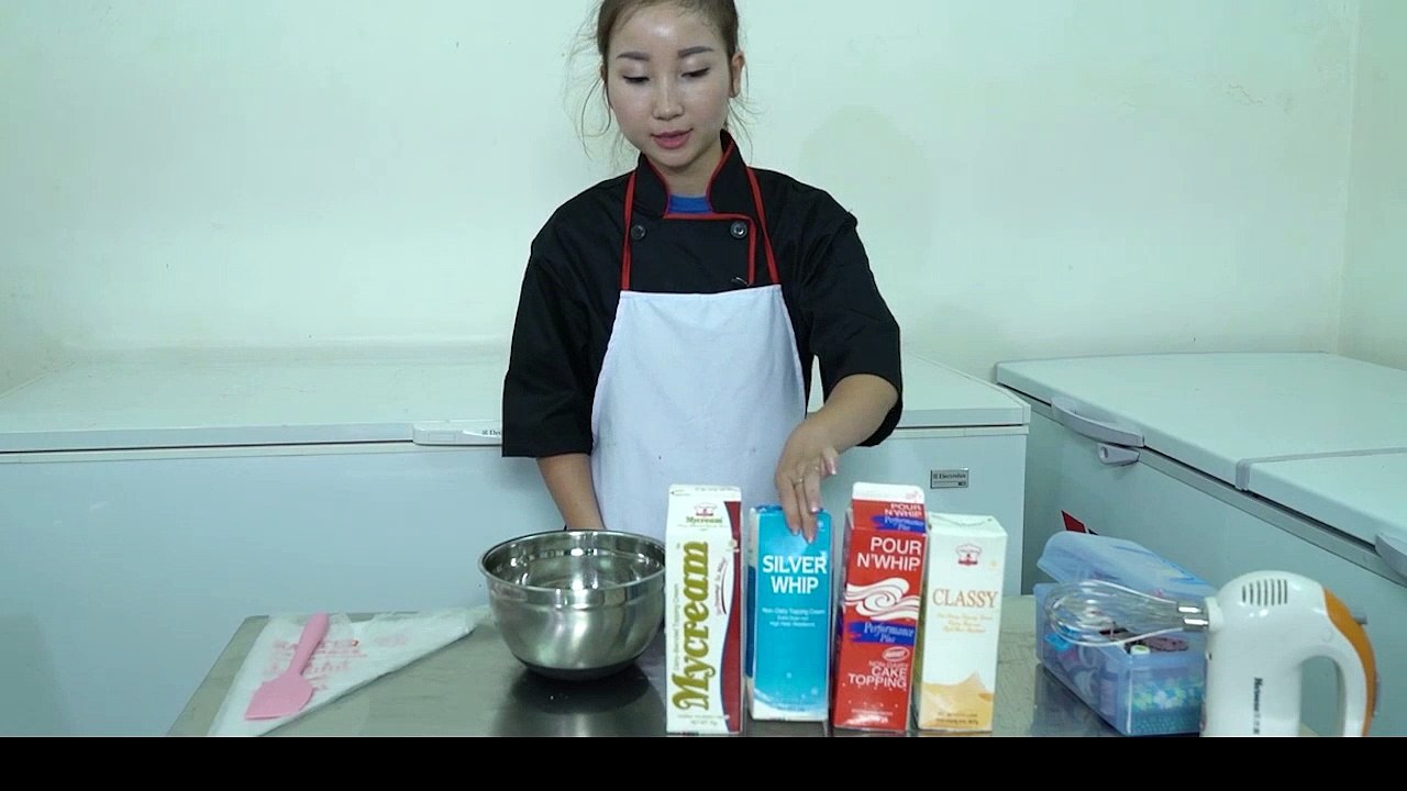 Bài 25 : Hướng dẫn cách đánh kem Topping
