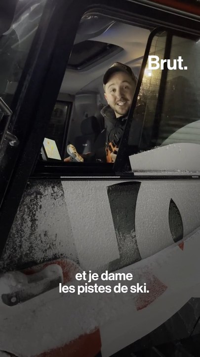 En virée sur les pistes de ski en pleine nuit avec Victor, dameur