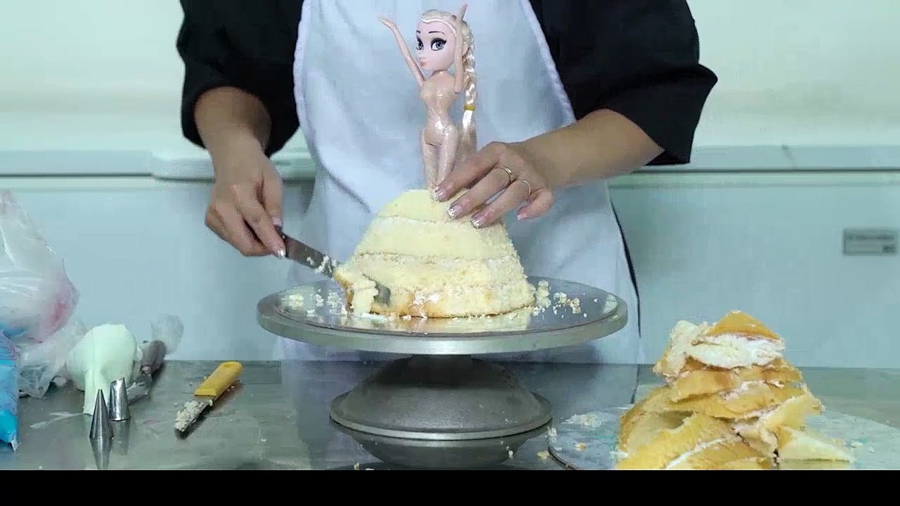 Bài 27 : Làm bánh búp bê