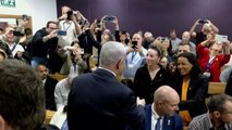 Netanyahu comparece ao tribunal para depor em caso de corrupção