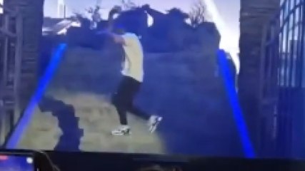 Eminem omaggia... CR7. "Siuuu" del rapper durante un concerto!