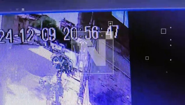 Video: Camioneta vinculada al atraco de Bs.130 mil estaría detrás de otros robos