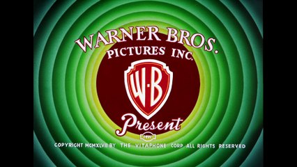 Un Chien contre deux chats