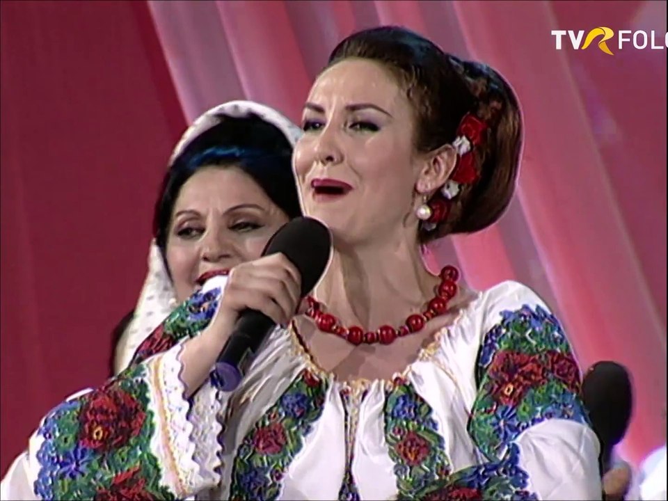 Silvia Semeniuc - Mai asa pan' la chindie (arhiva TVR - 2008) - video ...
