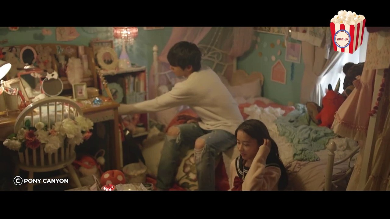 She’s the most ignored girl in school, but the most popular guy instead has a crush on her