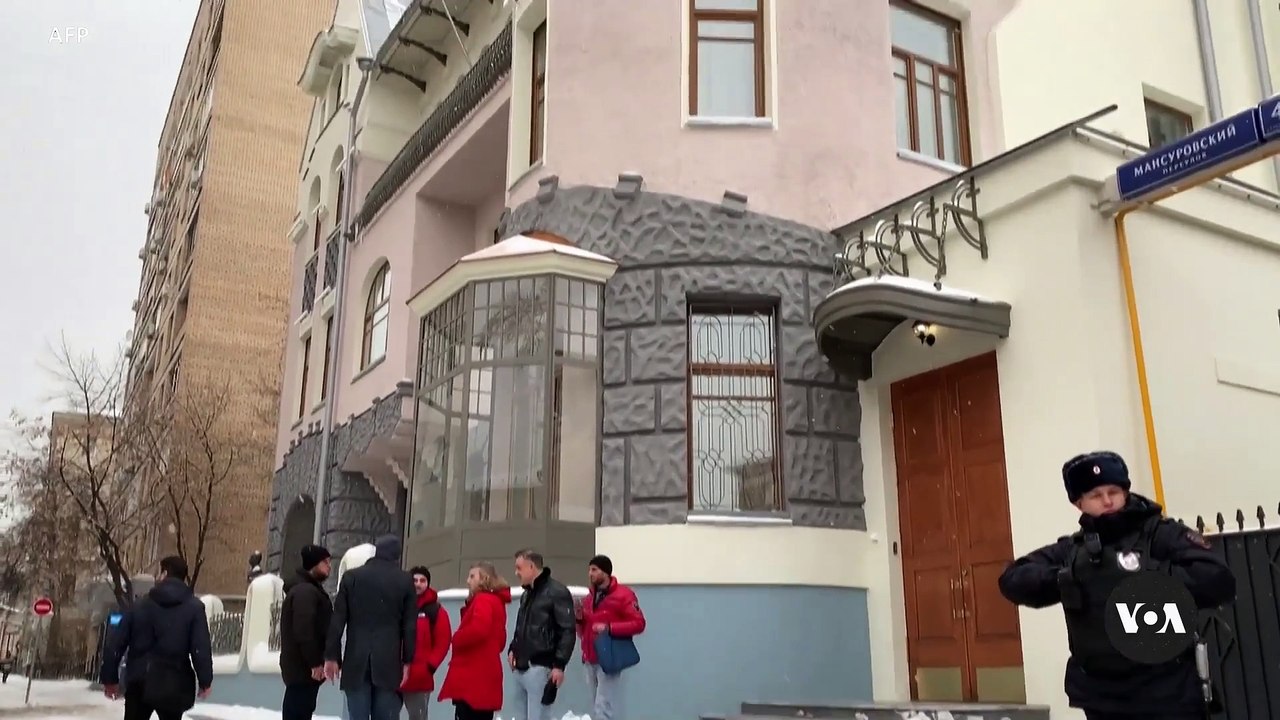 Moscow Shelters Assad After Ouster in Syria