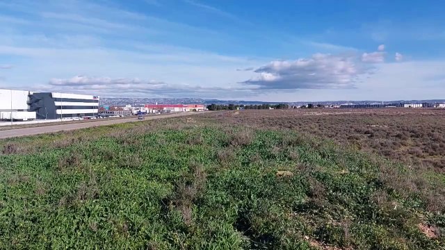 Stellantis y CATL oficializan la construcción de una planta de baterías en Zaragoza