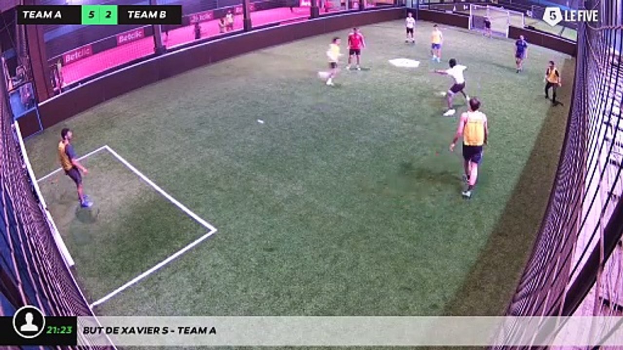 But de Xavier S - Team A