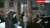 Fatih'te Metruk Binada Çökme: 3 Bina Tahliye Edildi