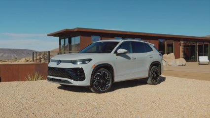 2025 Volkswagen Tiguan R-Line Design Preview in Ascot Grey