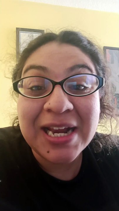 Confunde dólares con pesos mexicanos y se endeuda por un concierto de Don Omar