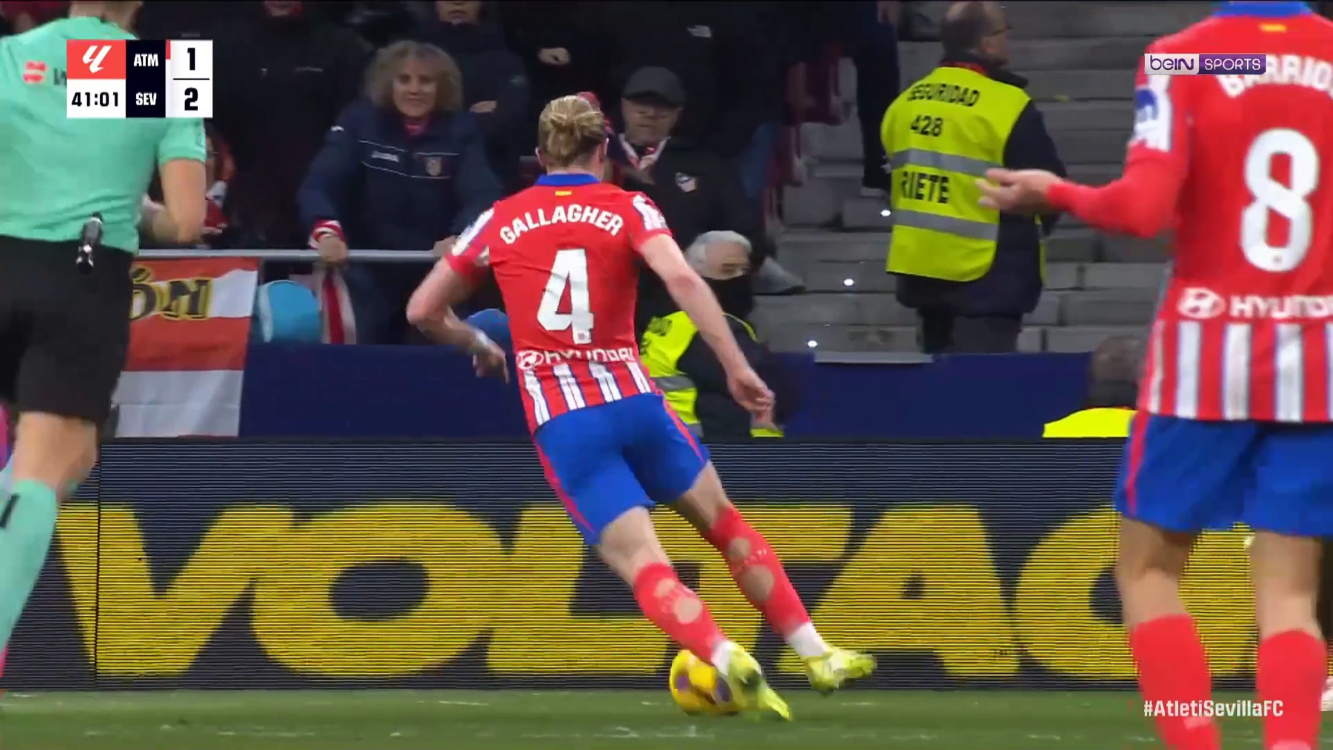 La Liga  Griezmann offre un match fou à l'Atlético contre Séville !.mp4