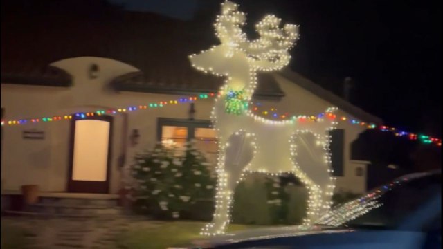San Jose neighborhood lights up with amazing connected Christmas display of Santa’s reindeer & sleigh