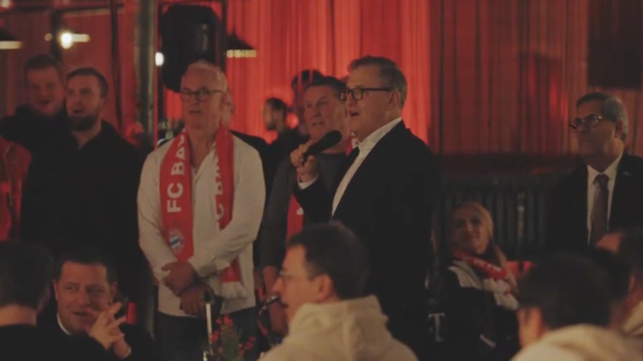 Dreesen fordert Extra-Applaus und besingt Ibrahimovic