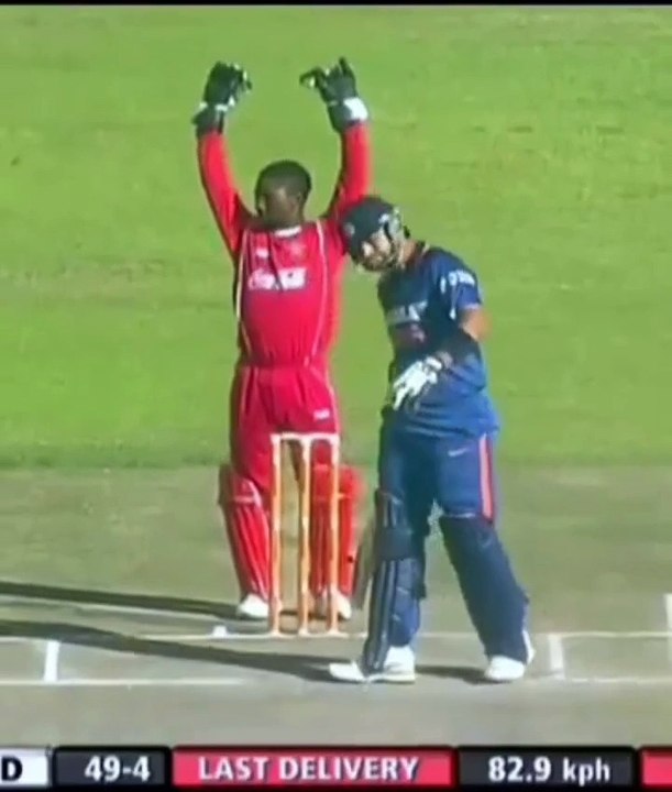 VIRAT KOHLI FIRST INNING OF INTERNATIONAL 20-20 CRICKET MATCH