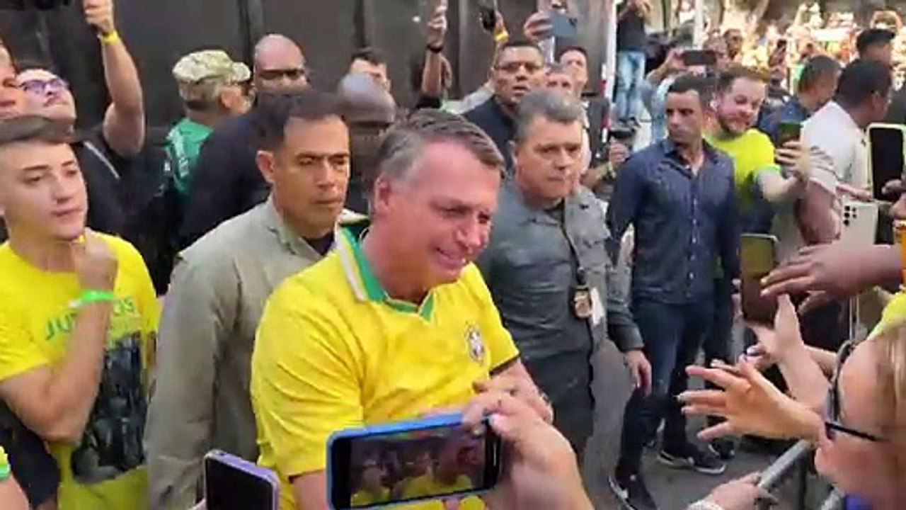 Corte suprema de Brasil mantiene a juez al frente de caso contra Bolsonaro por trama golpista