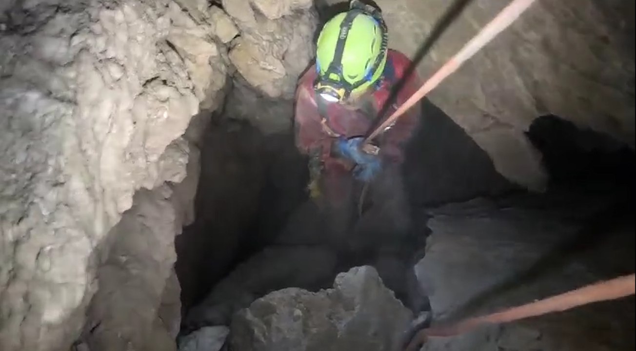 Impresa speleo sul Brenta: nell?abisso del Laresot scendono fino a 1.140 metri di profondit?