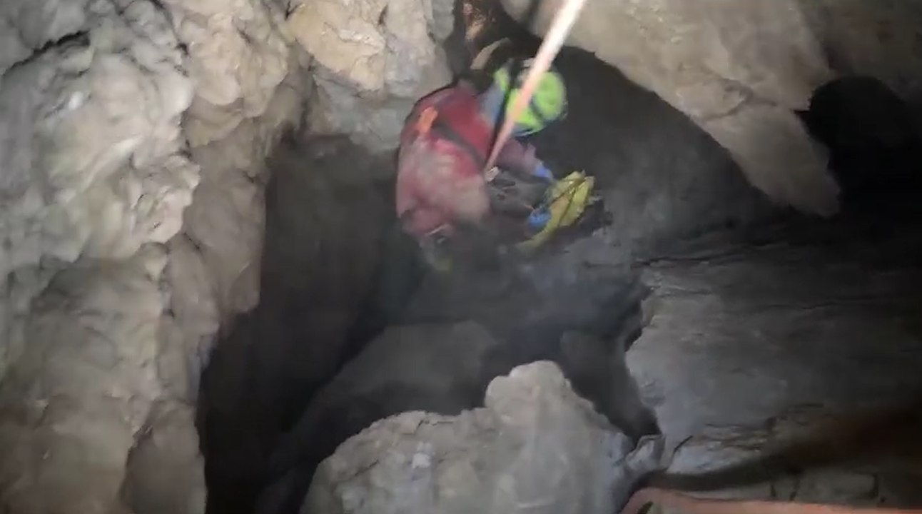 Impresa speleo sul Brenta: nell?abisso del Laresot scendono fino a 1.140 metri di profondit?