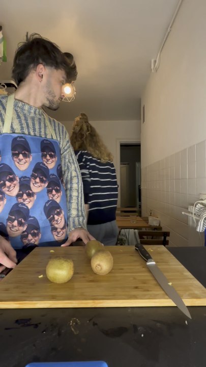 Qui veut goûter notre salade de fruit ? 🤣
