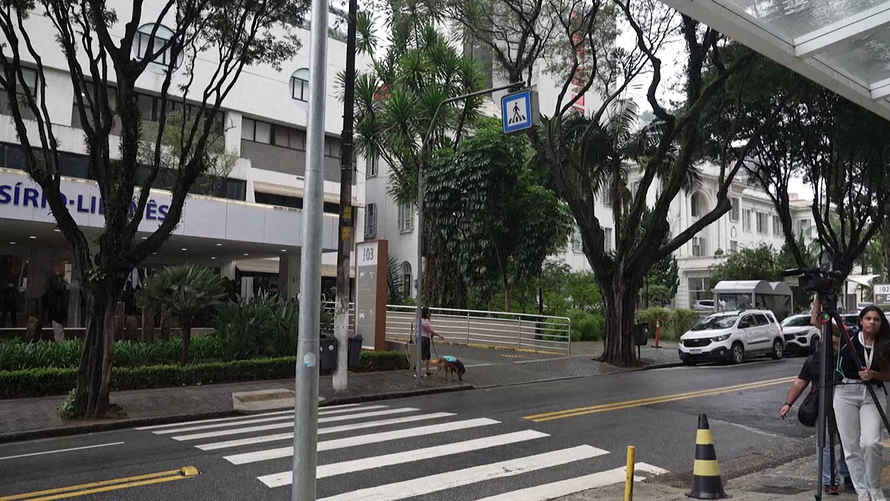 Lula ‘evoluiu bem’ no pós-operatório imediato e está ‘lúcido’