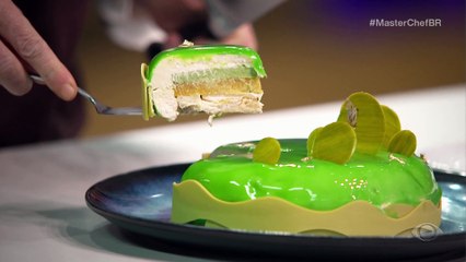 Well faz boa entremet com camadas bem definidas no MasterChef