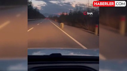 Isparta'da Yola Fırlayan Lastik Kaplaması Trafiği Tehlikeye Düşürdü