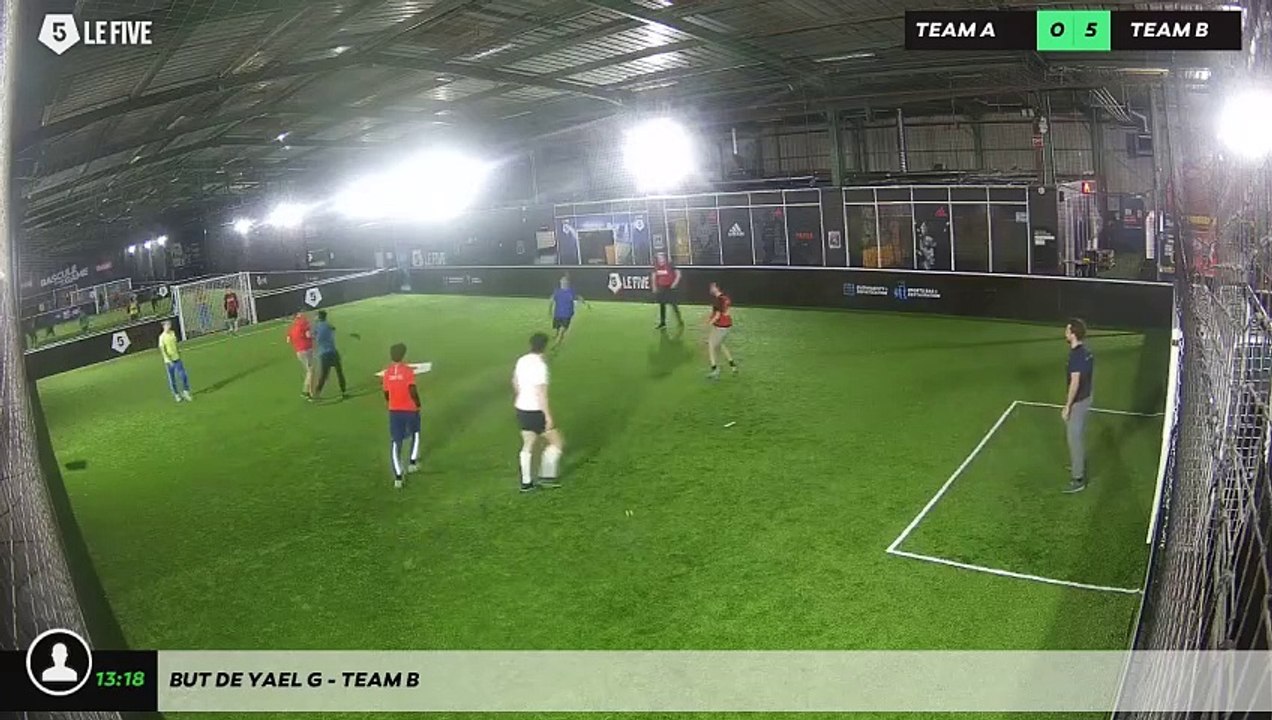 But de Yael G - Team B