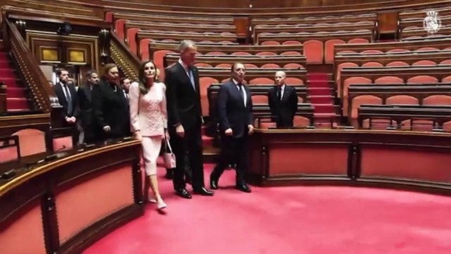 Felipe VI defiende ante el Parlamento italiano dar a los inmigrantes un trato digno