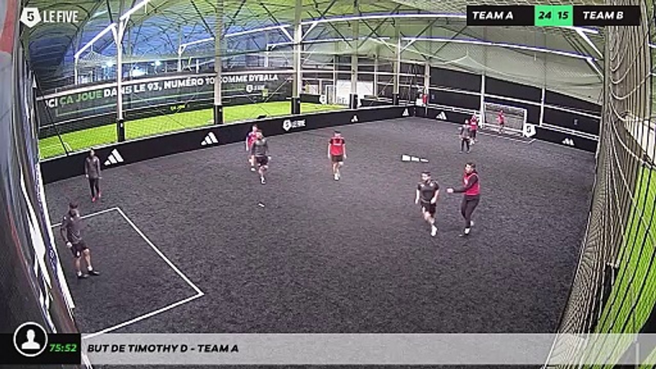 But de Timothy D - Team A