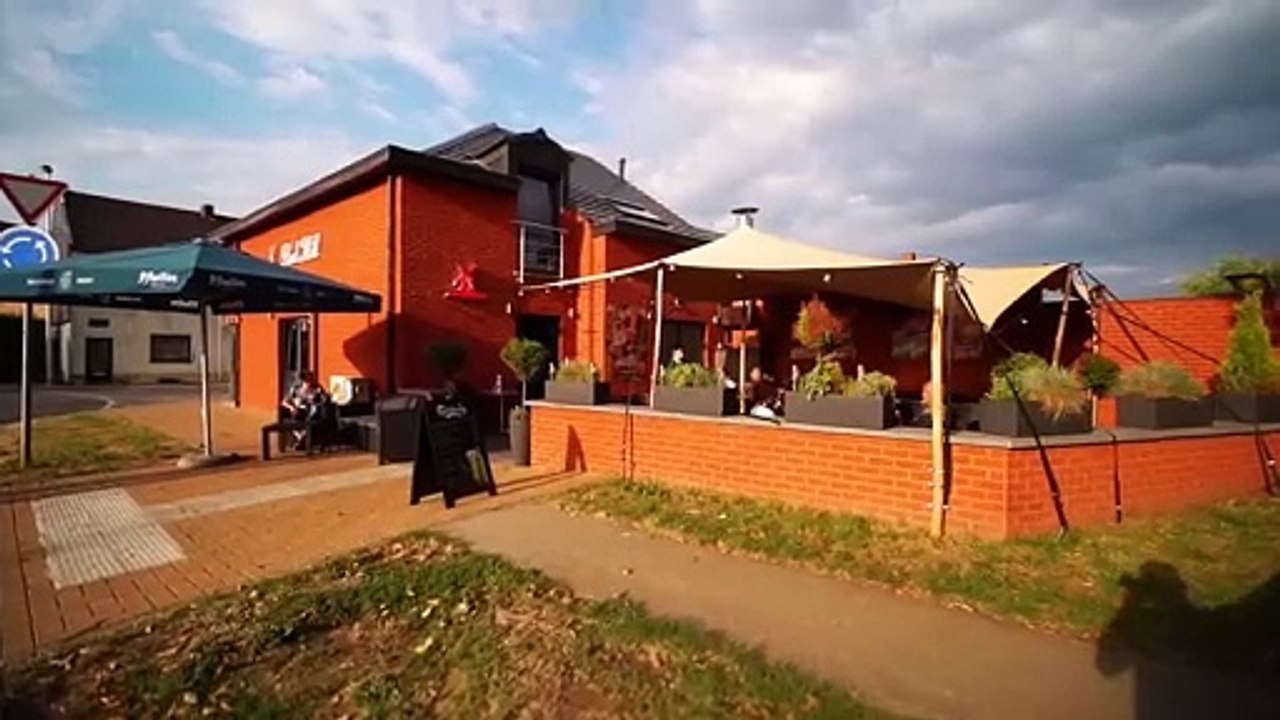 FSave.com_Facebook_Media_002_434186929560199v