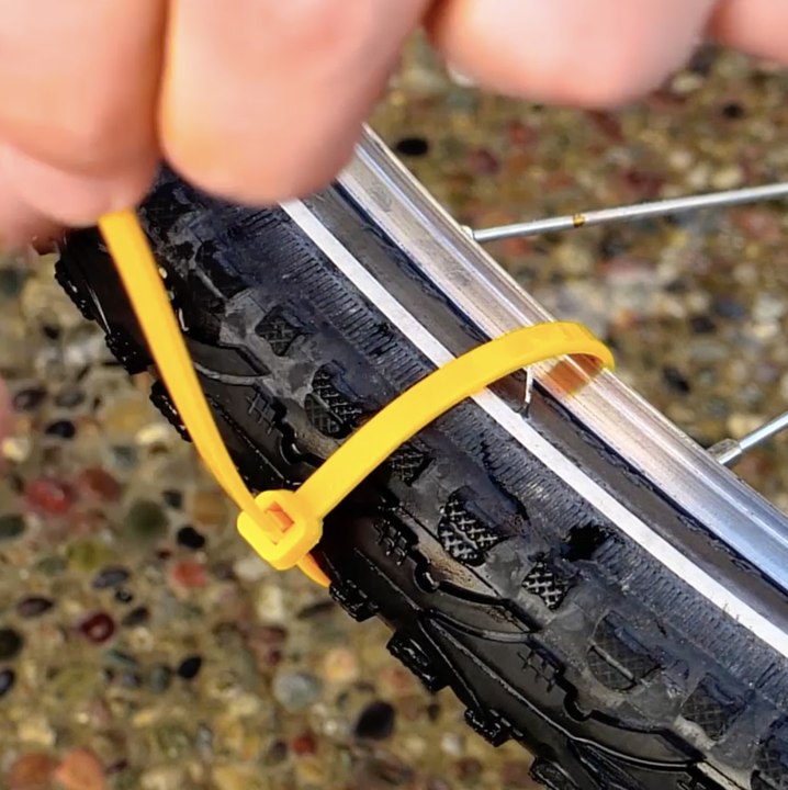 Des astuces utiles pour votre voiture et votre vélo en hiver !